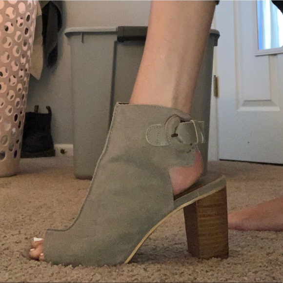 steve madden suede booties - Picture 4 of 4